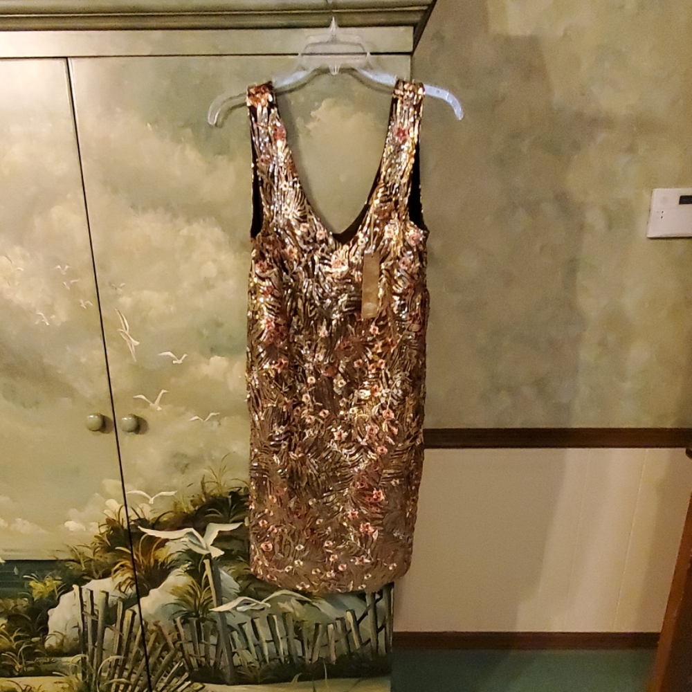 COCKTAIL DRESS